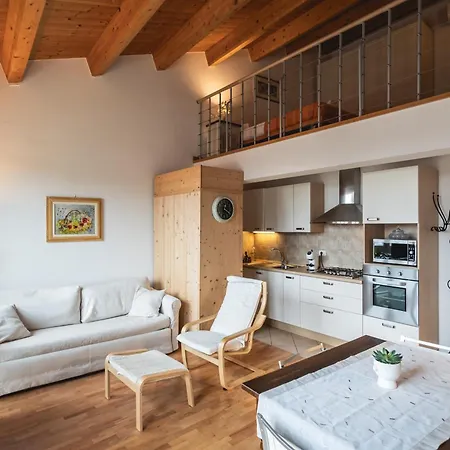 Sunrise Loft, Centro Storico Apartament *