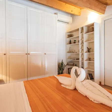 Sunrise Loft, Centro Storico Apartament Rawenna